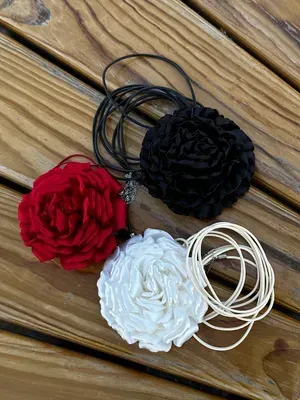 Set of three brooch-chokers "Rose"