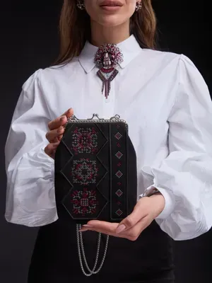 Сумочка "Віра, Надія, Любов" червоно-срібна