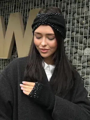 Ensemble bandeau et mitaines noir avec pierres noires (éparpillées)