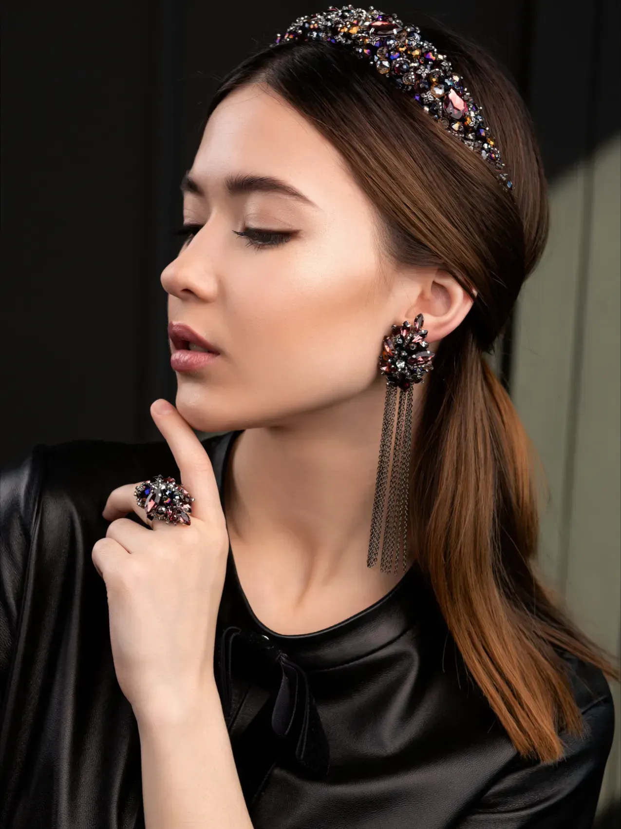 Boucles d'oreilles pierres et chaînes, rose fané