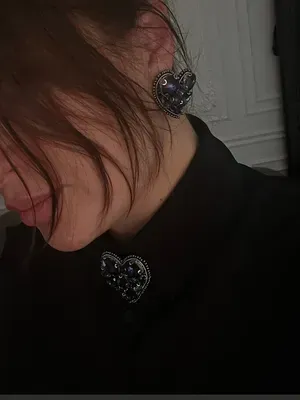 Ensemble Broche et Boucles d'oreilles "Petits cœurs" avec pierres, bleu
