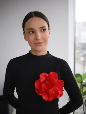 Брошка атласна "Квітка" червона — photo 3