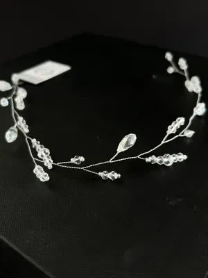 Branche longue avec bicônes en cristal et gouttes, transparente