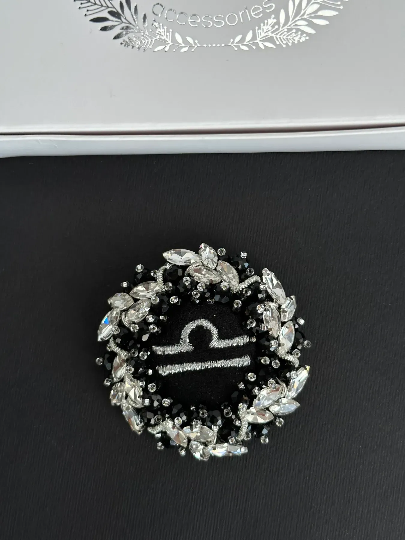 Broche "Balance"