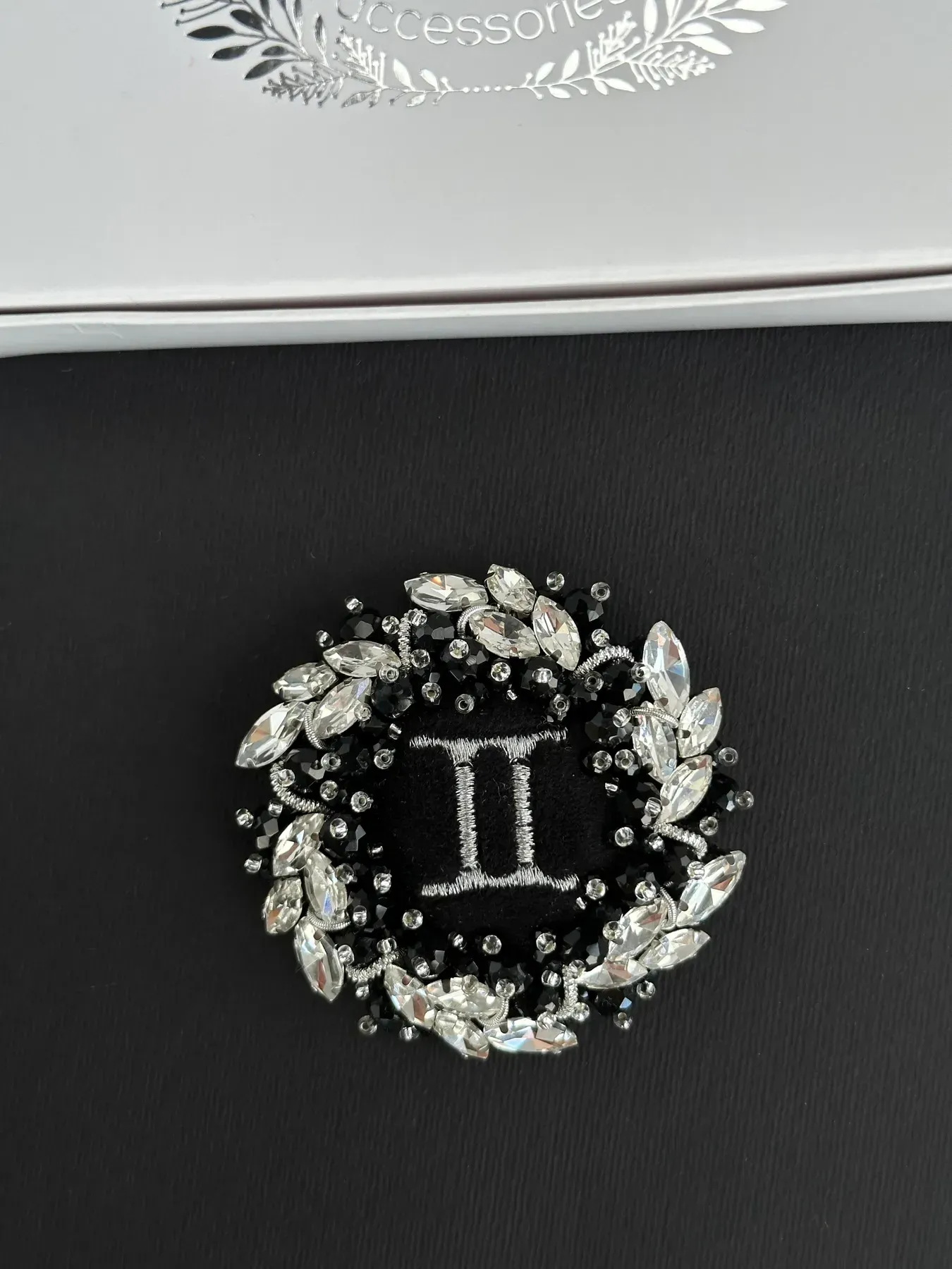 Broche "Gémeaux"