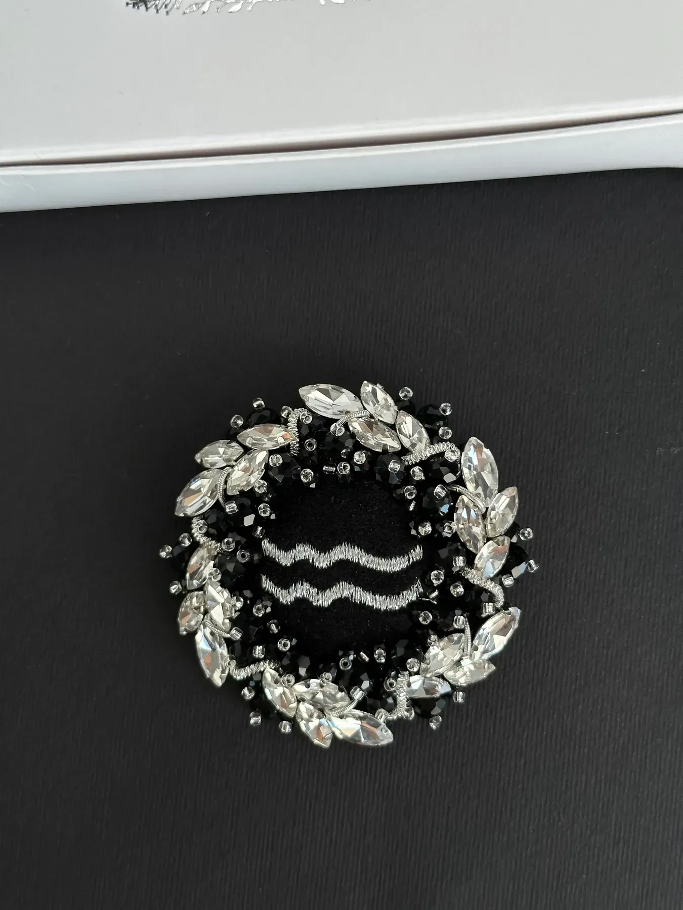 Broche "Verseau"