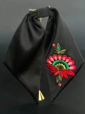 Брошка-краватка "Петриківський розпис", чорна — photo 3
