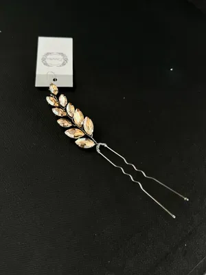 Medium hairpin with stones, champagne