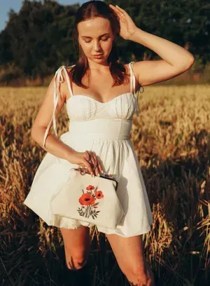 Сумка "Мак з колоссям" велика у білому кольорі — photo 6