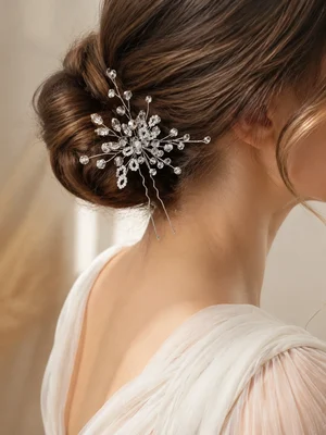 Lush hair pin, transparent