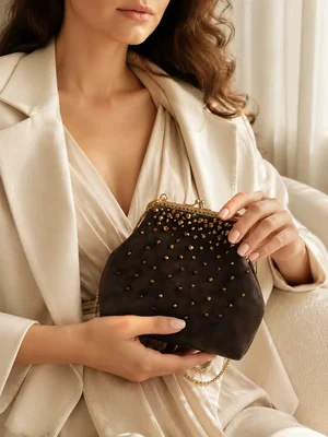 Sac en velours avec parsemé de cristal, chocolat